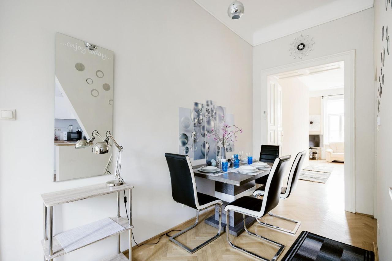 Bubbles Apartment Budapest Ngoại thất bức ảnh