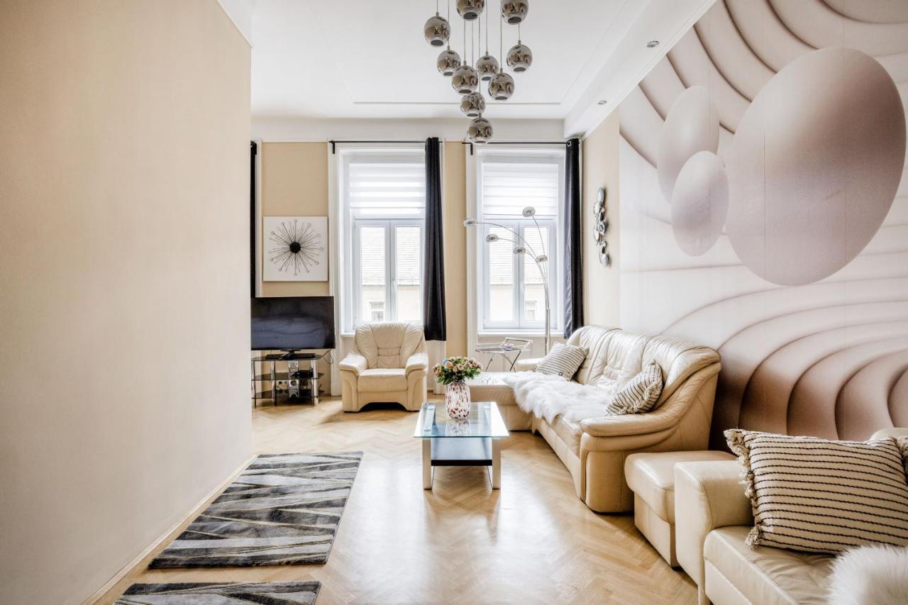 Bubbles Apartment Budapest Ngoại thất bức ảnh