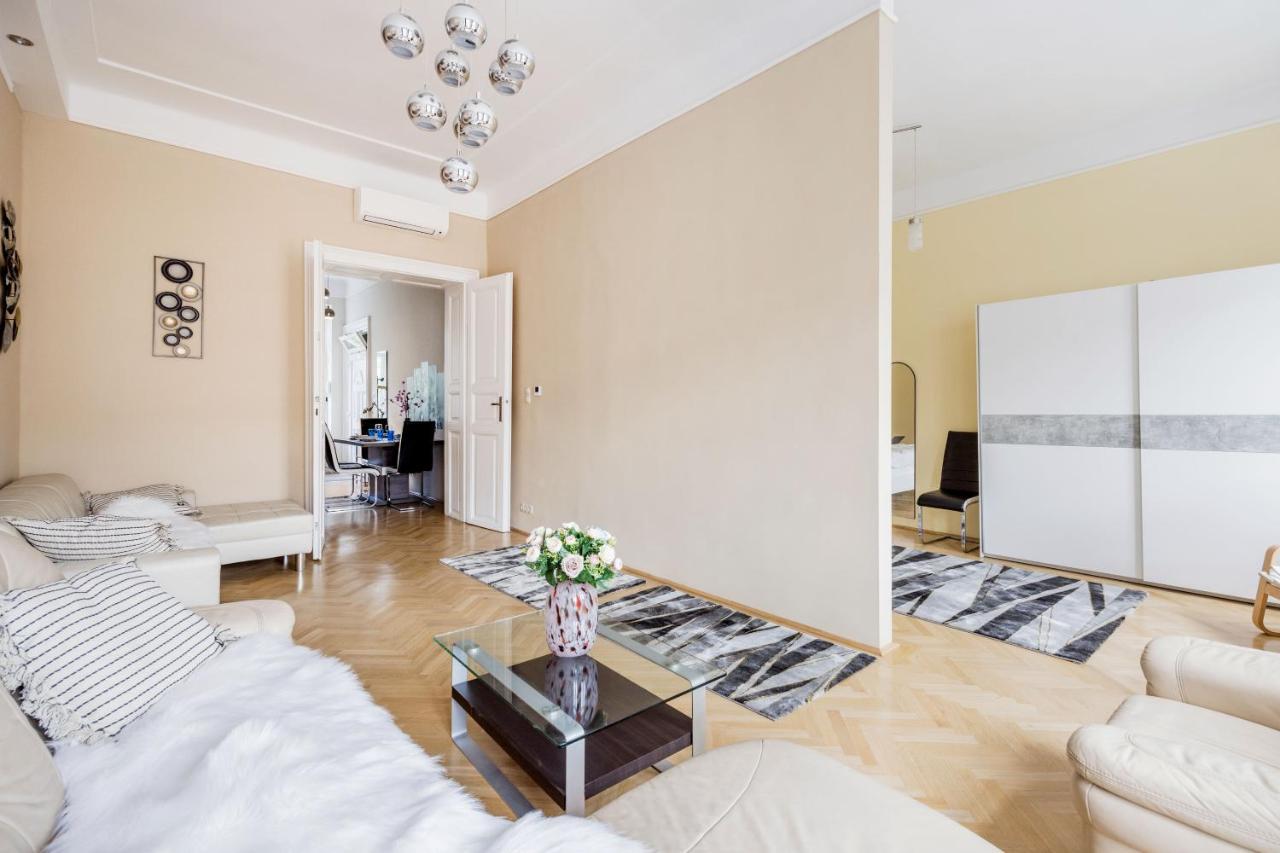 Bubbles Apartment Budapest Ngoại thất bức ảnh